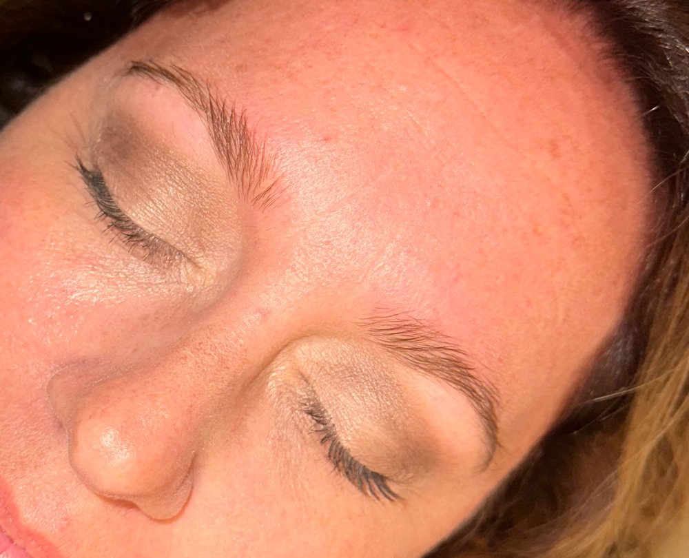 Eyebrow Tinting