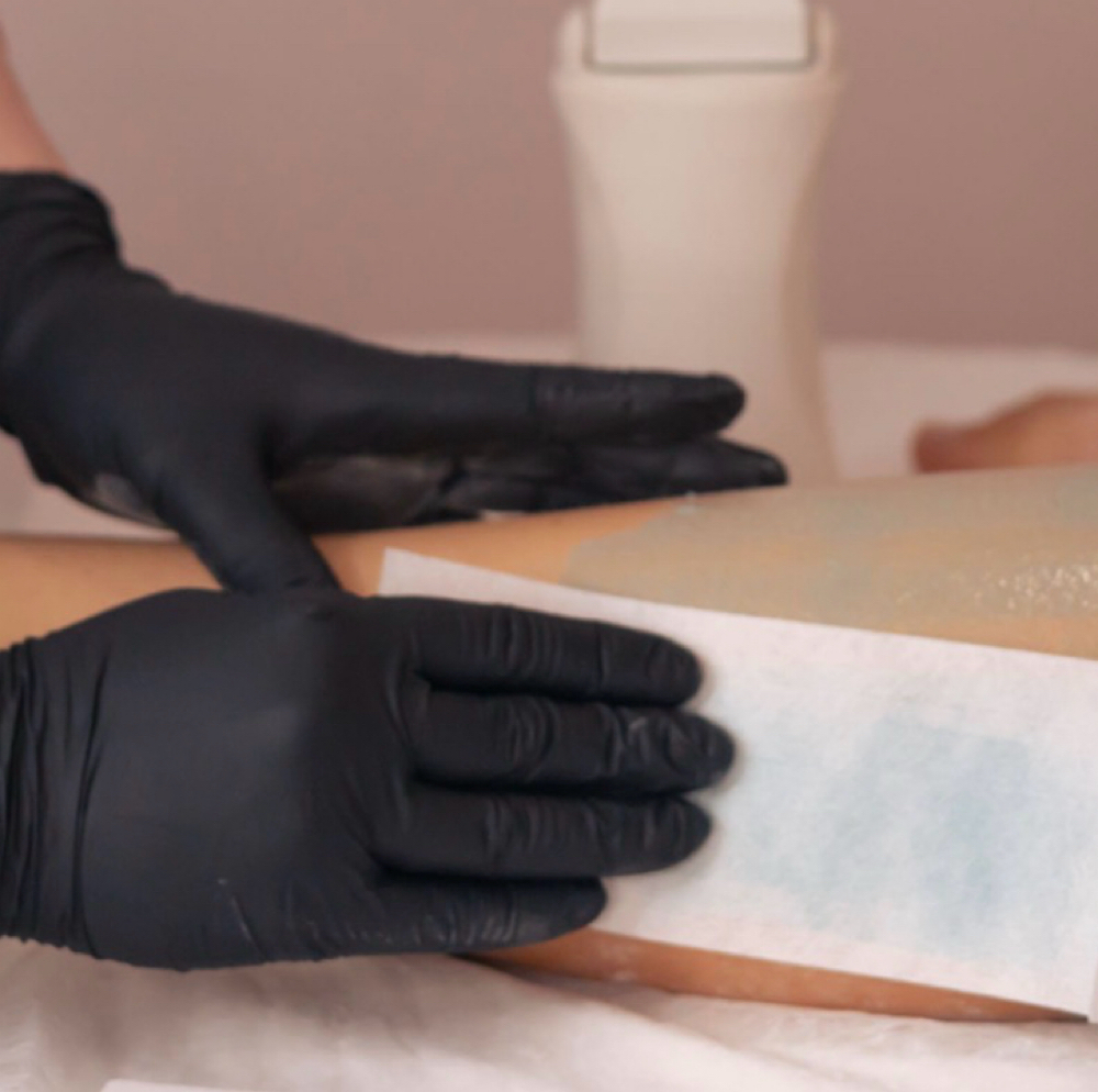 Half Leg Wax at Transformed Beauty in Leomister, MA