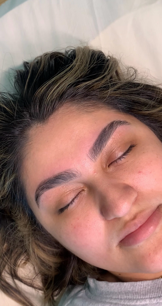 Deluxe Brow Wax at SIMPLY LINA in Athens, GA