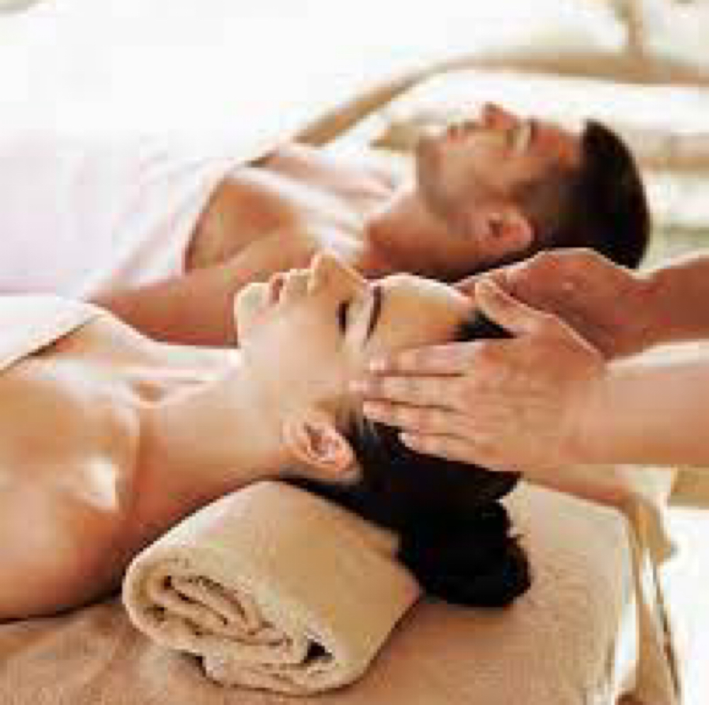 60 Couples Massage at SILKENSOUL Day Spa in Visalia, CA