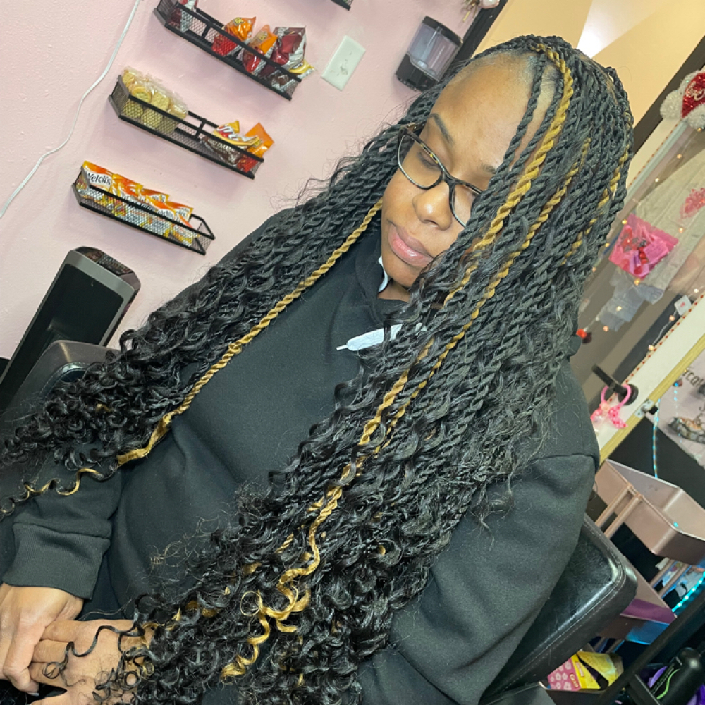 Island Twists (w/ Mastermix Curls) at Crowned By V in Chesapeake, VA