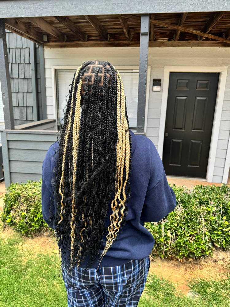 Medium Knotless Braids♥️ at KNOWNBYKD in Oklahoma City, OK