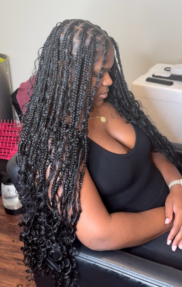Medium Knotless