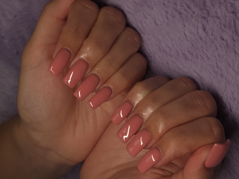 Medium Solid Color (3-4 Magnets)