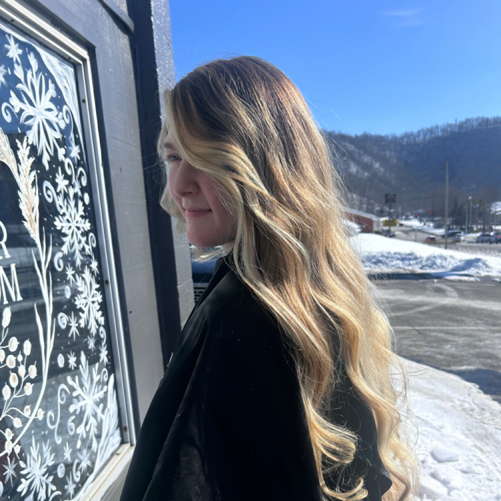 Face Framing Highlights at The Color Room in Morehead, KY