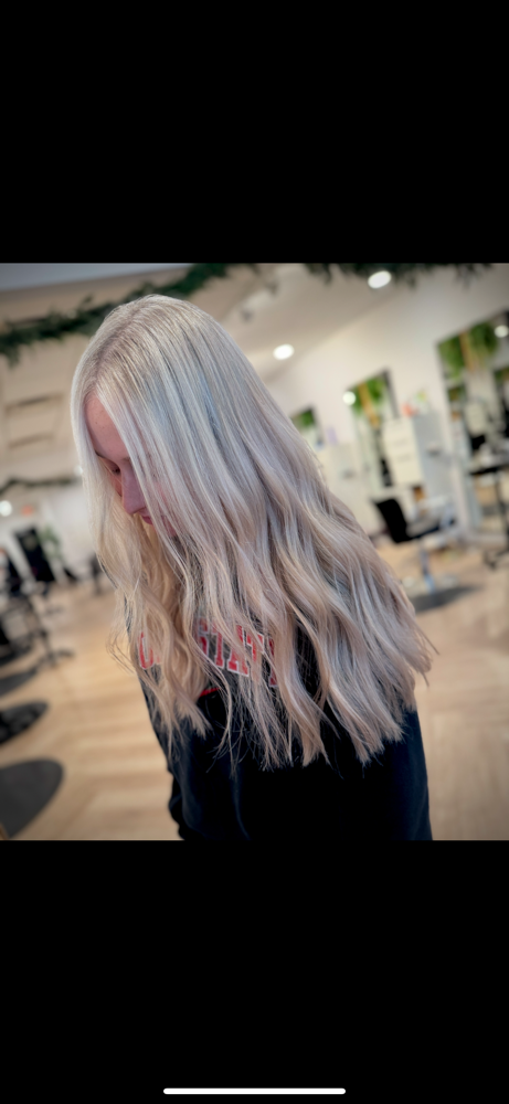 Heavy Blonding Session at Kaylee Remley in Maumee, OH