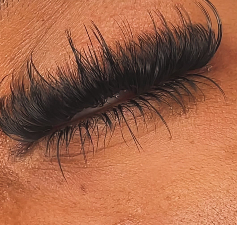 Bottom Lashes