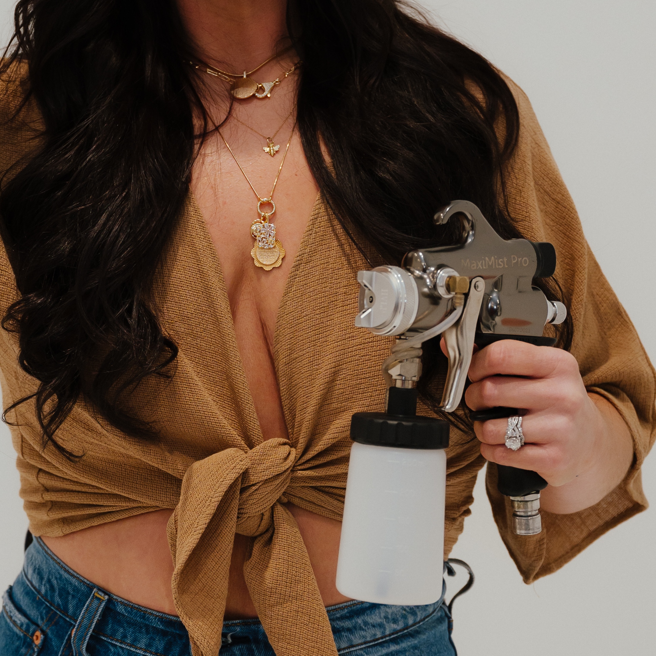 Lock In Setting Spray at Good Vibes Spray Tanning in Greensboro, NC
