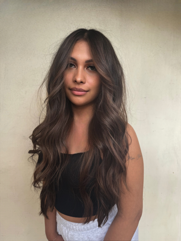 CUSTOM DIMENSIONAL BRUNETTE