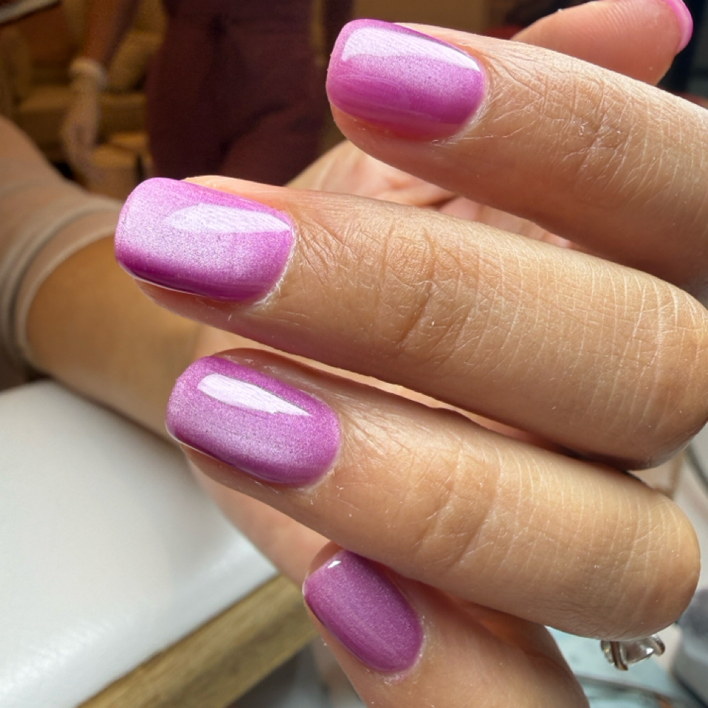 Cat Eye at Gloss’em Nails Studio in Naperville, IL