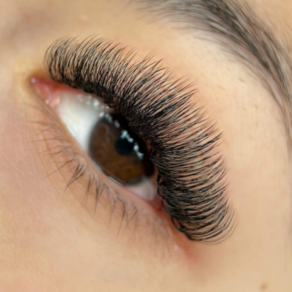 Refill (Aura effect) at Roma Beauty in Nederland, TX