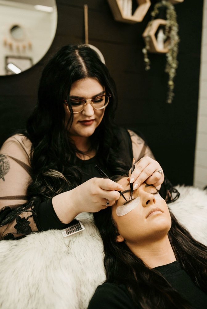 Lash Extension Removal