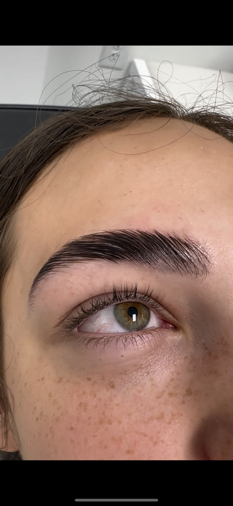 Brow Lamination + Tint