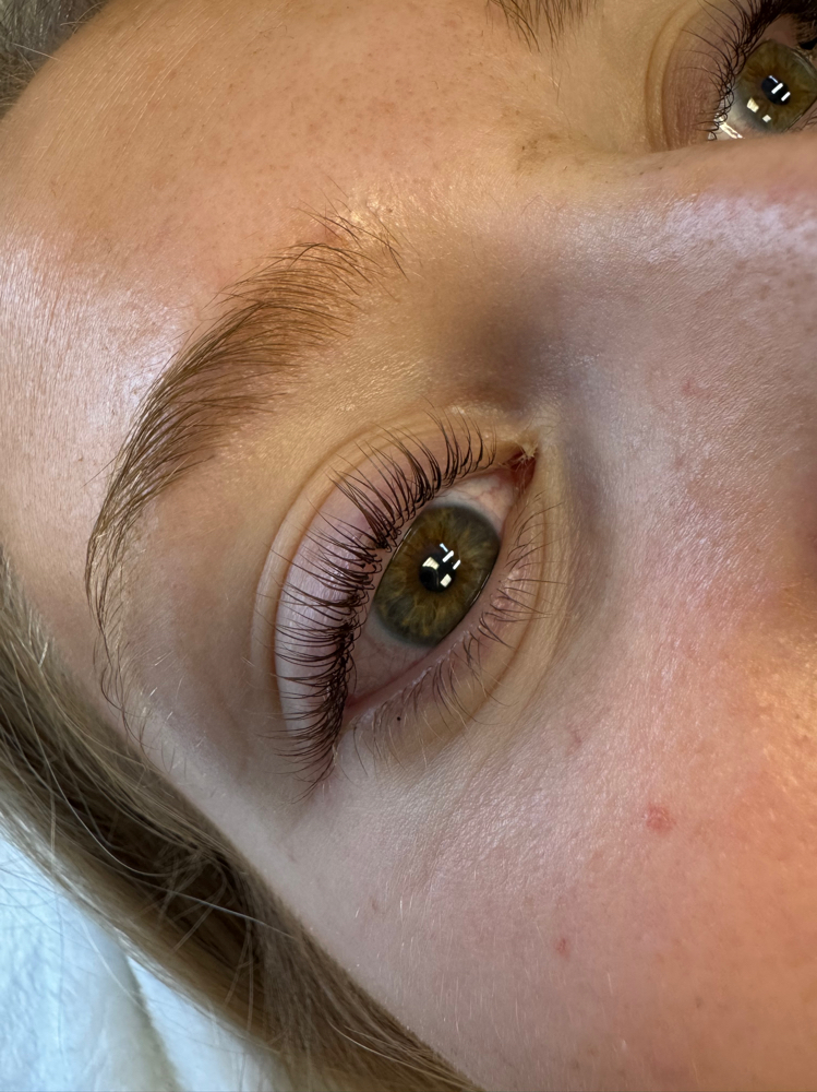 Lash Lift + Tint