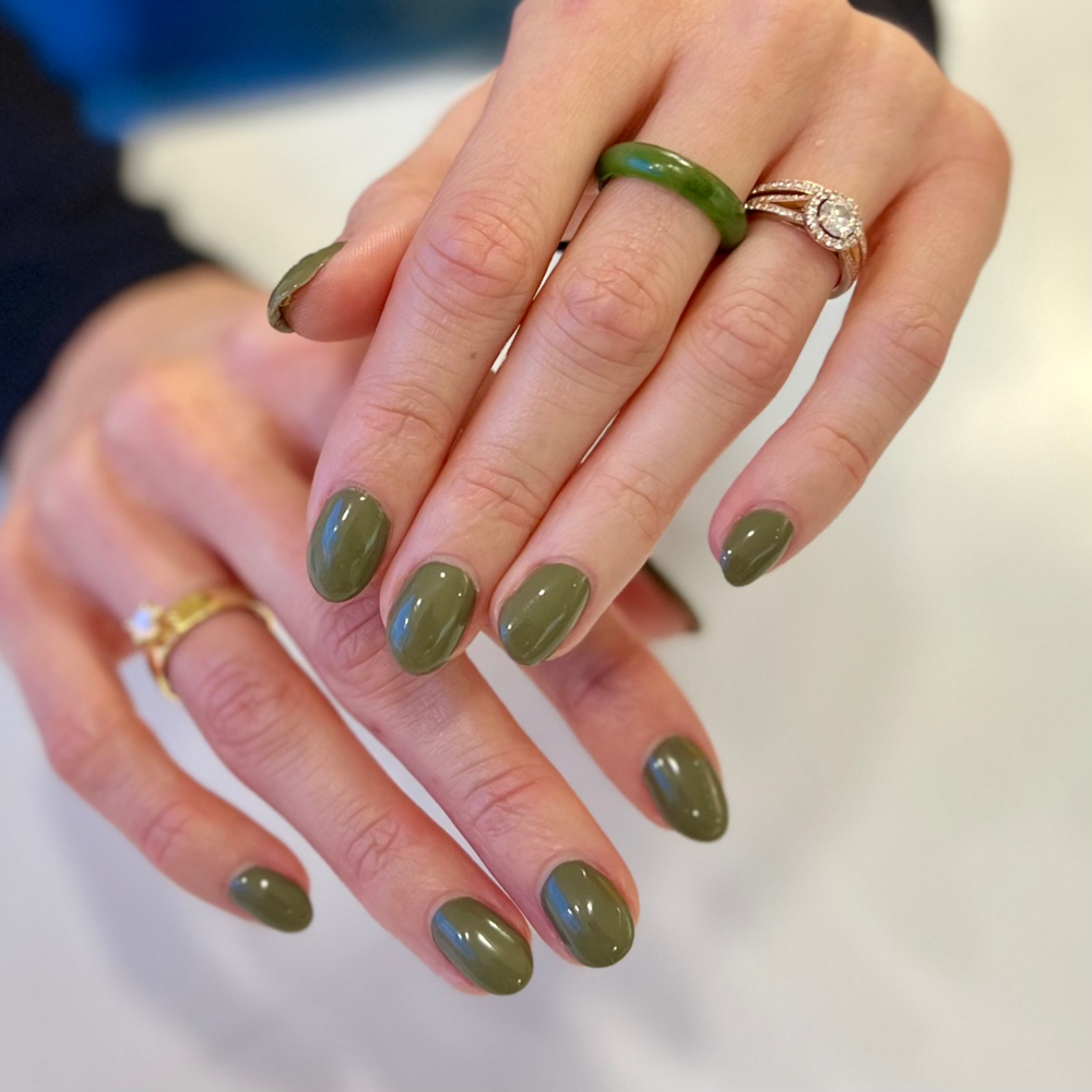 Luminary Structured Manicure