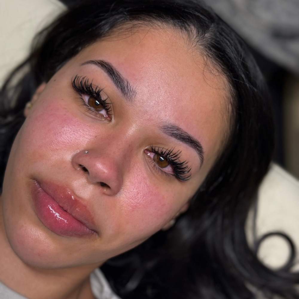 Signature Wet Set at LUXE BEAUTÉ Co. in LAUREL, MD