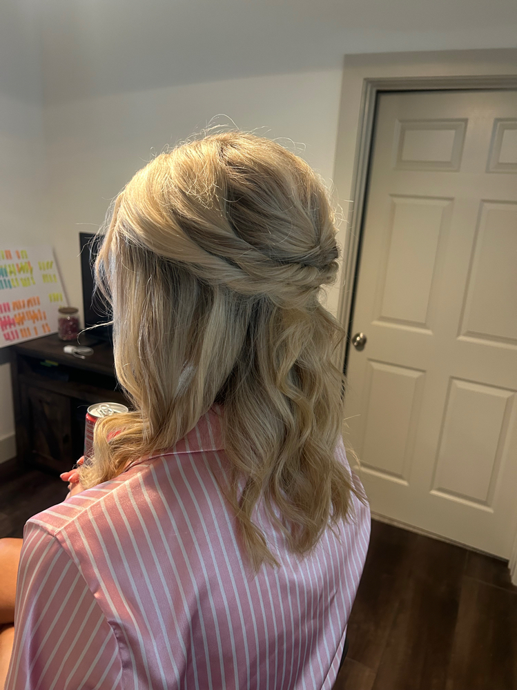 Bridemaid Half-up