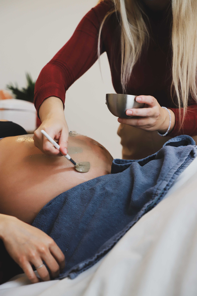 Mommy To Be Belly  Facial