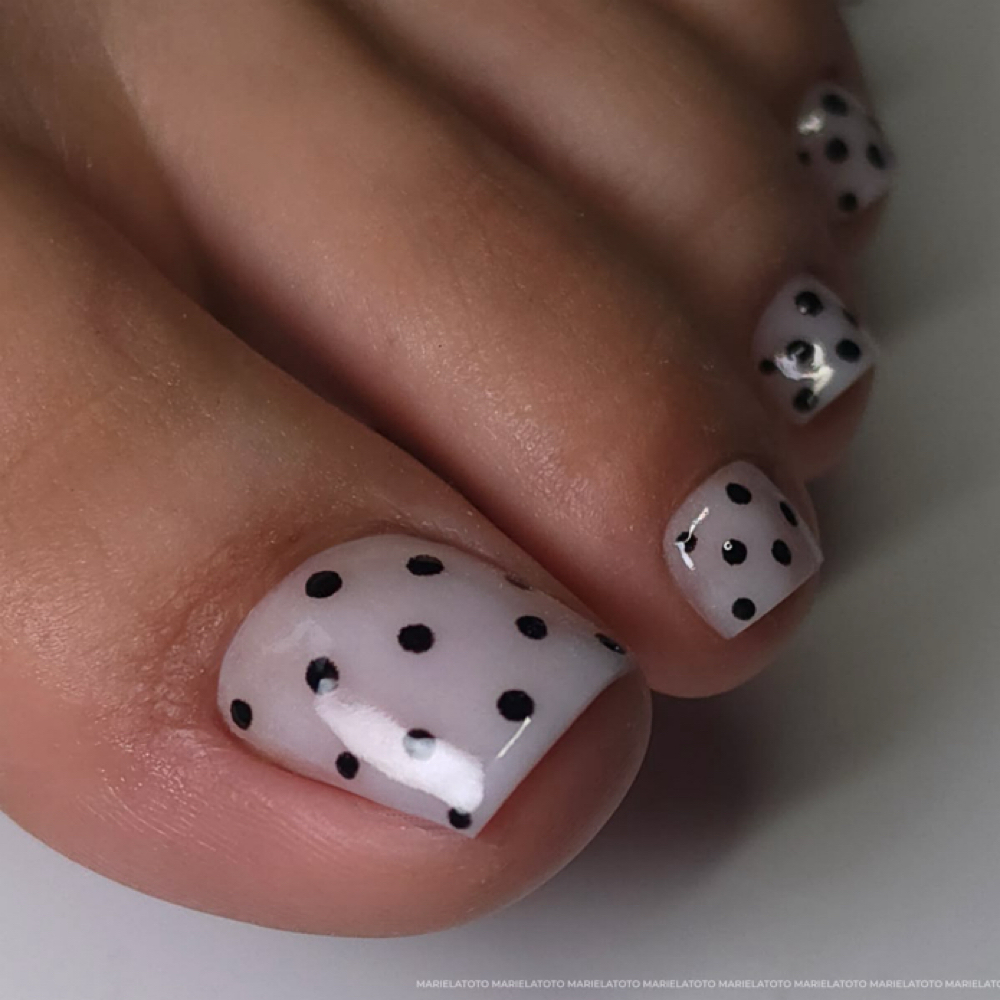 Training Marissa’s Dry Pedi w/ Gel at Elevated Beauty Lounge LLC in Waukesha, WI