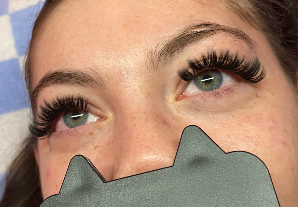 Full Set Volume Lashes