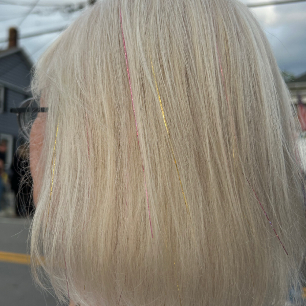 Tinsel/Feathers at Rustic Beauty in Sanborn, NY