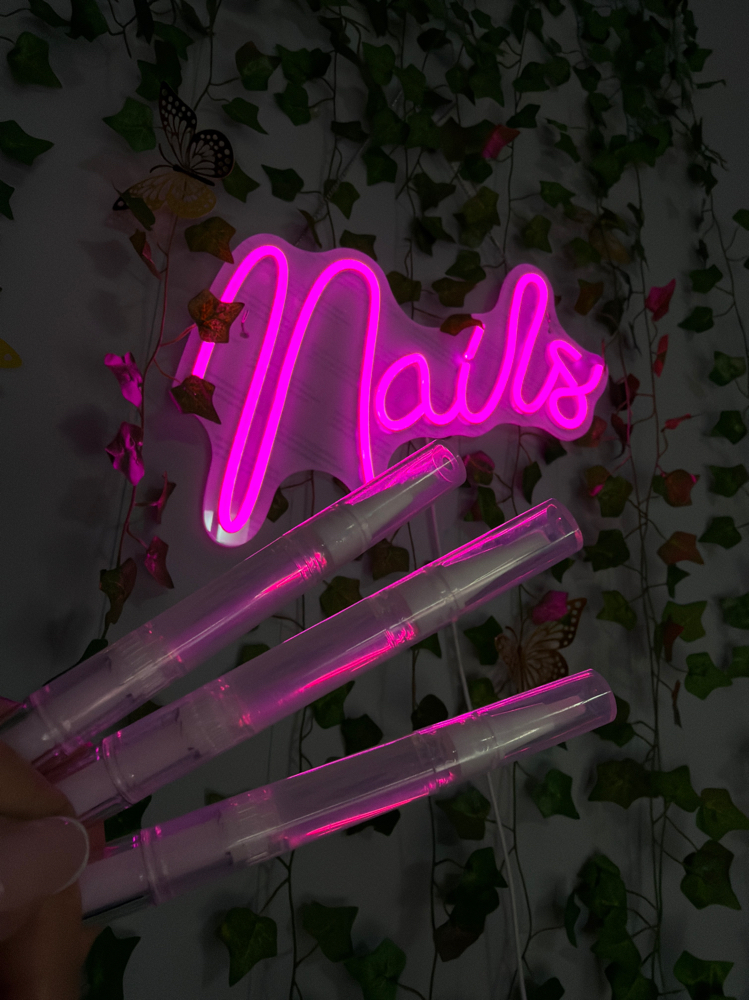 Cuticle Oil Pen at Celisdoesnails in Schiller Park, IL