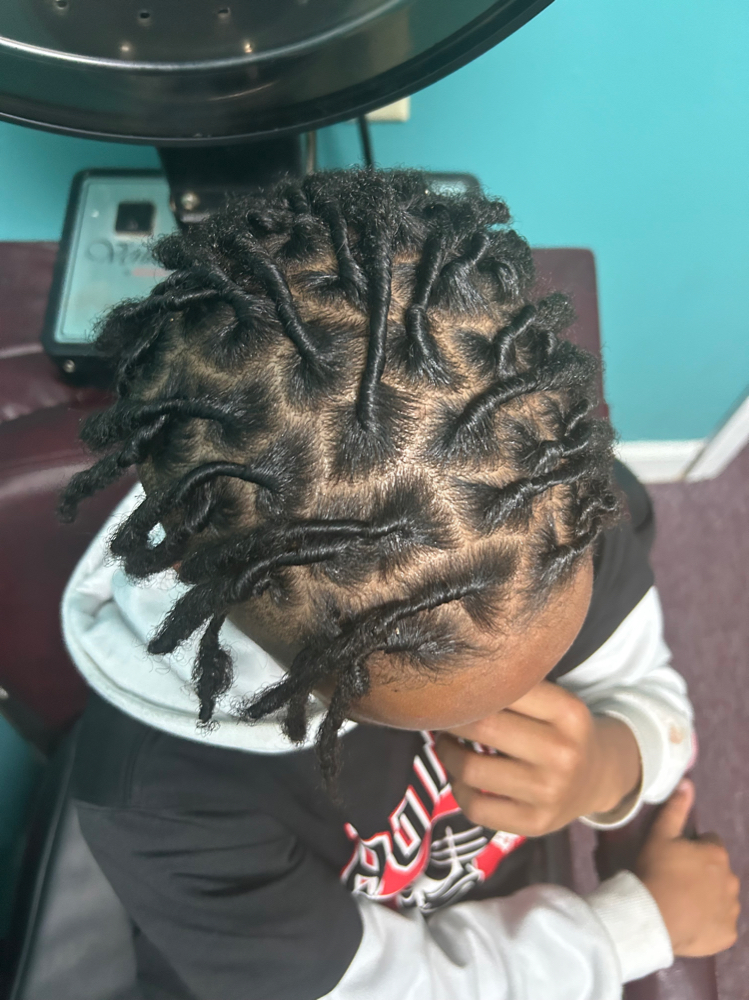 Loc Retwist (crown) Top Of Head