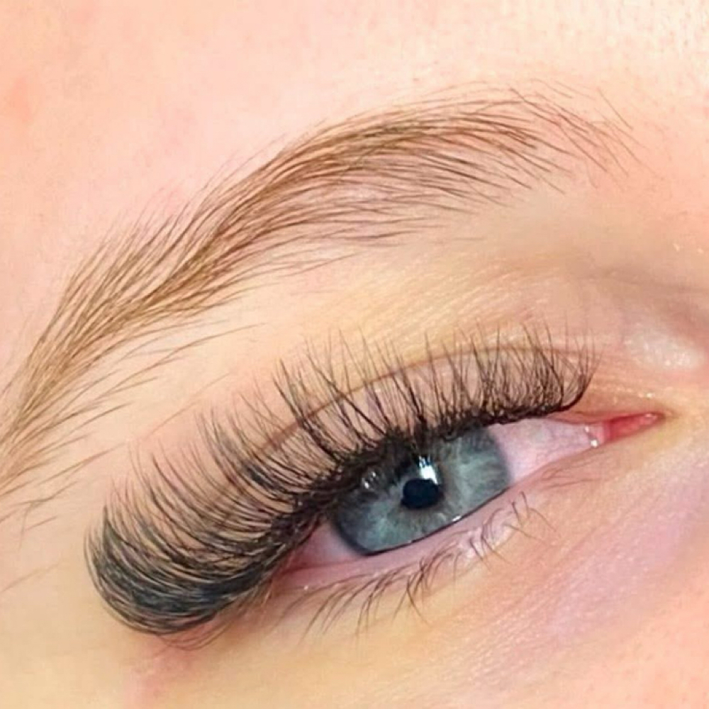 Lash Removal at Slay With Nikki in Des Moines, IA