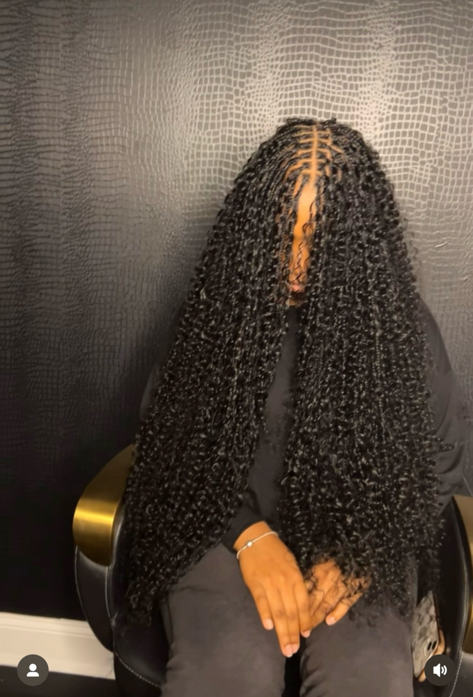 Small Waistlength Boho Knotless at Rach_bstyling in New Orleans, LA