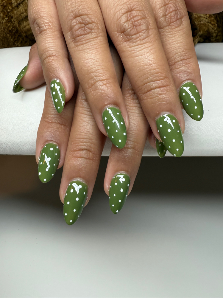 Simple nail art