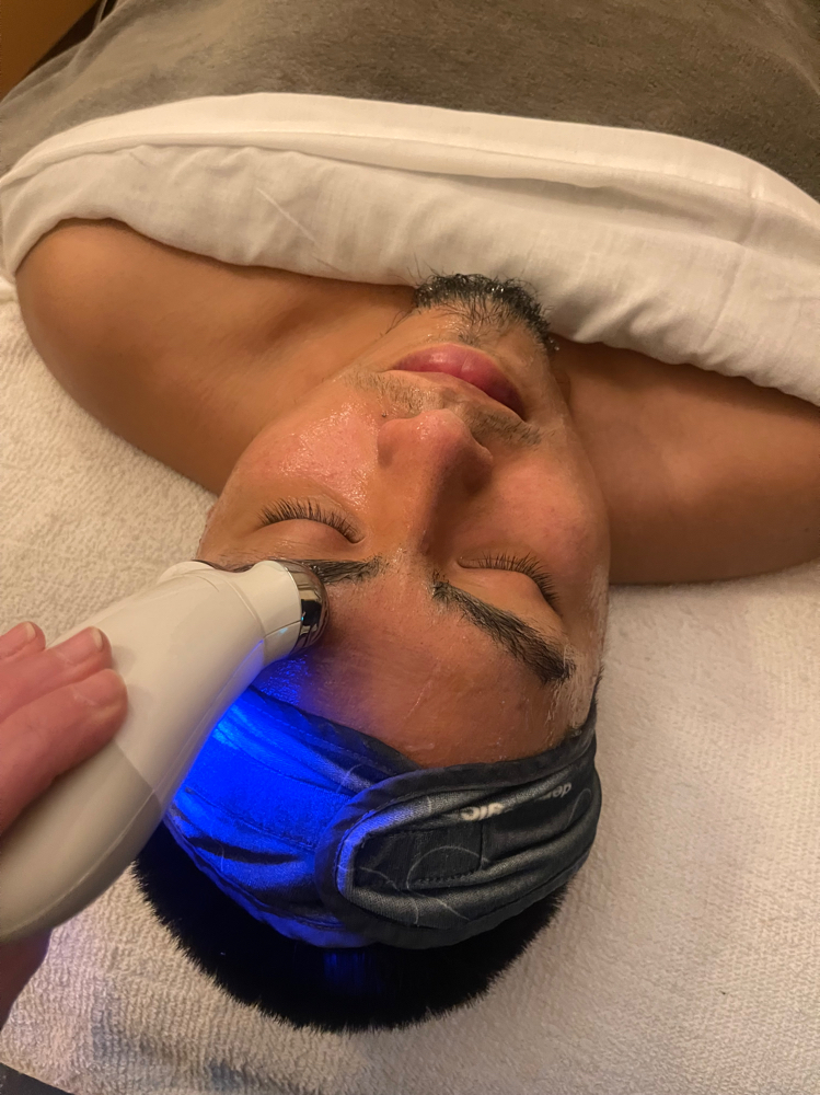 Nuface Microcurrent Add On at Dea Litsa Facial Spa in Chicago, IL