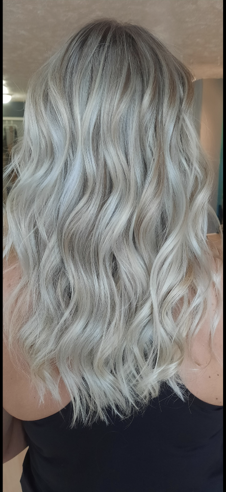 Specialty Blonding (Heavy Blonding)