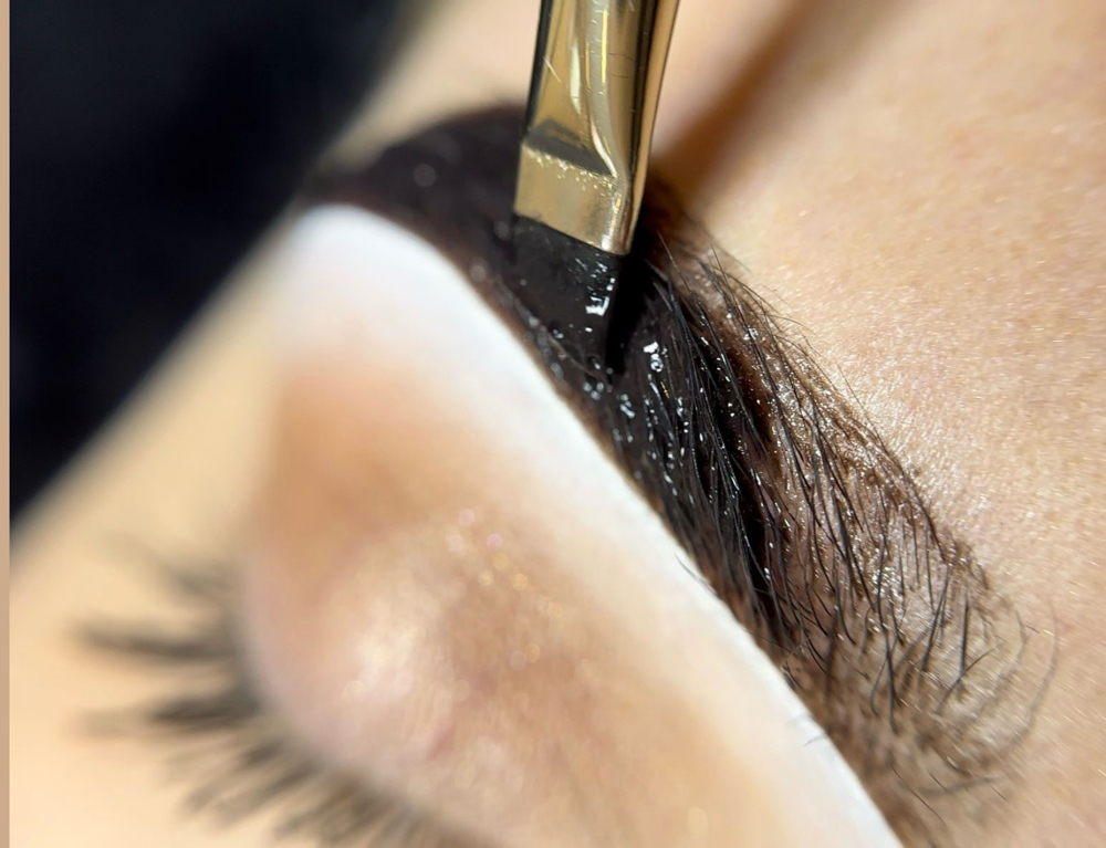 SIGNATURE BROW LAMINATION