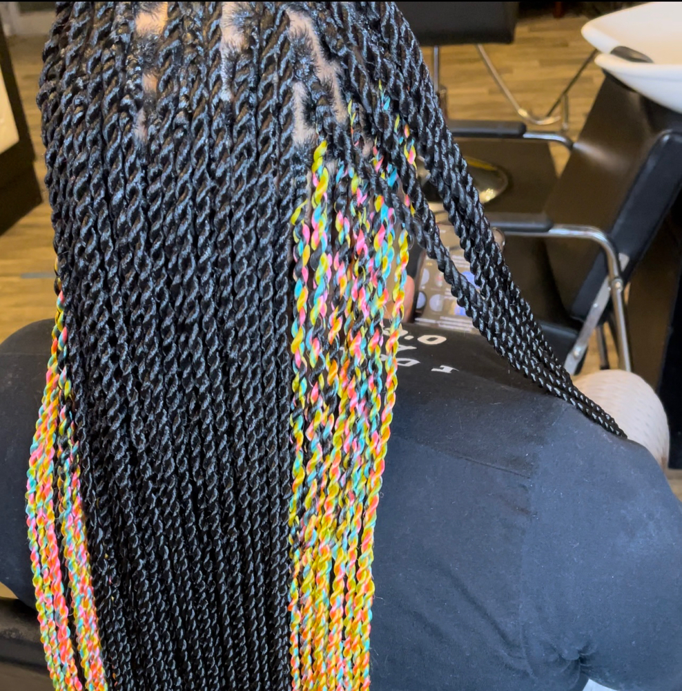Knotless Senegalese Twist
