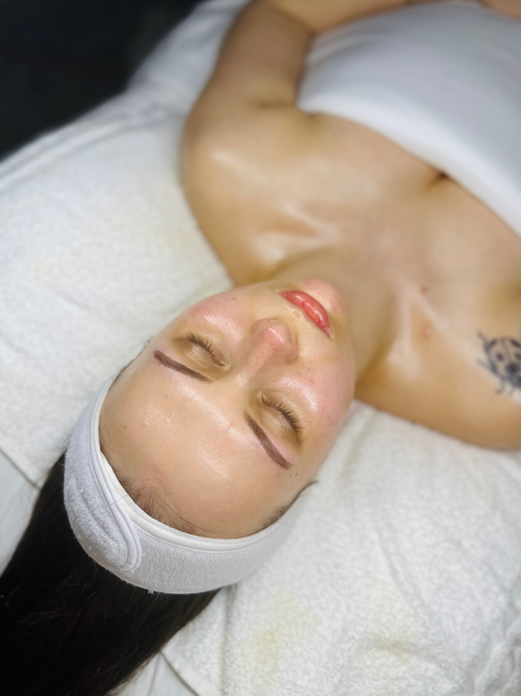 BEGINNER FACIAL