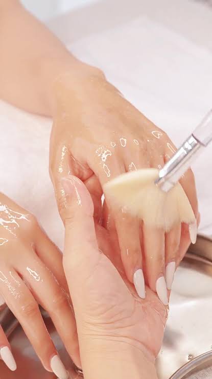 Soothing Hand Facial+Paraffin Wax