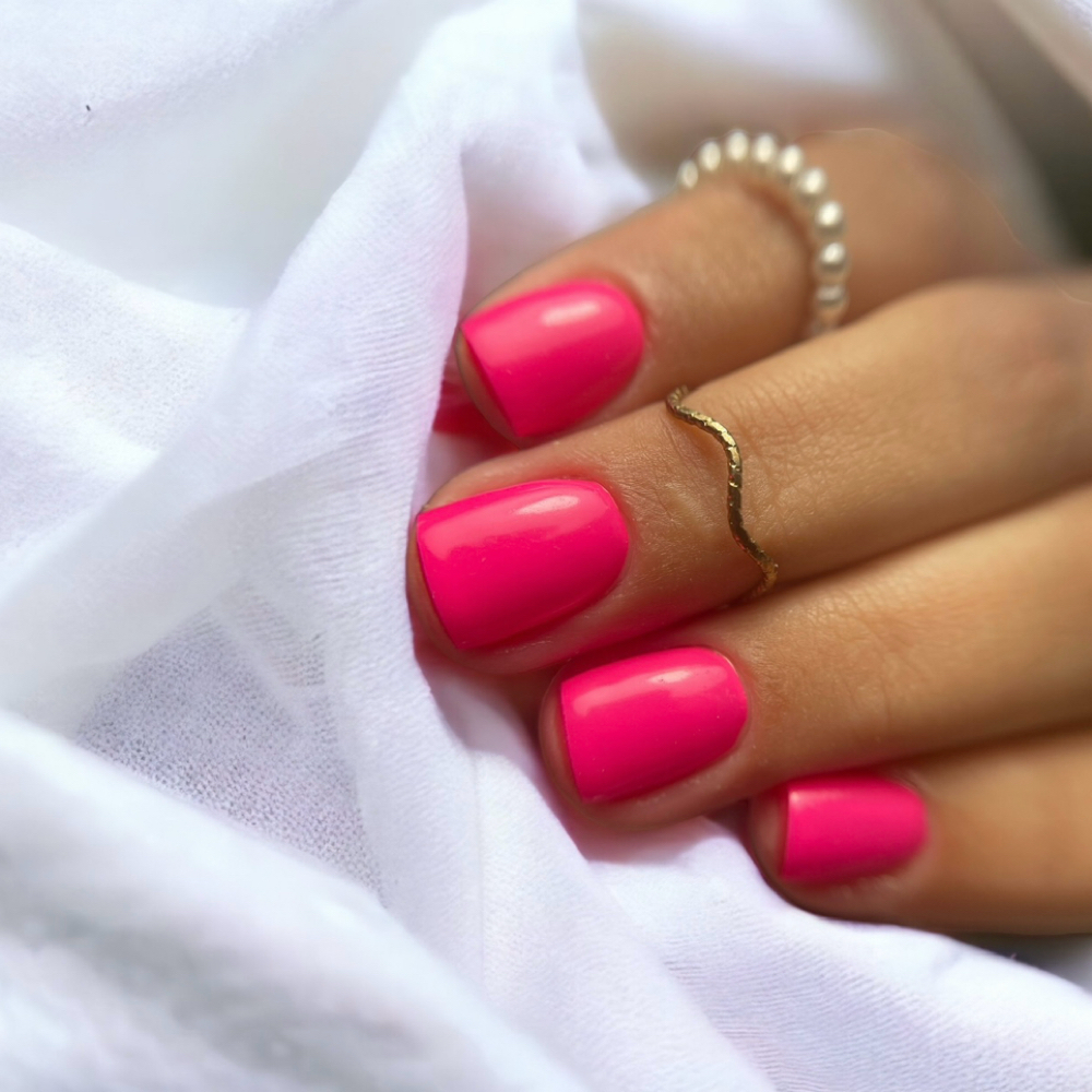 Russian Manicure / Manicura Rusa at Jaleisha’s Nail Salón & Spa in Vega Alta, PR