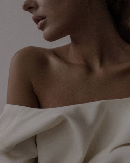Neck & Décolleté