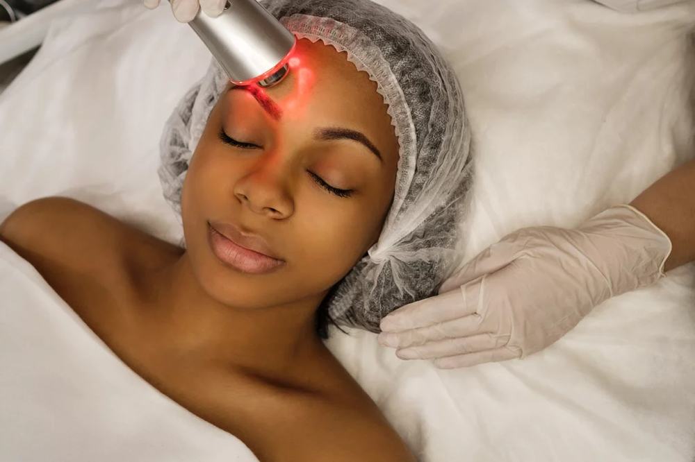 LED LIGHT THERAPY