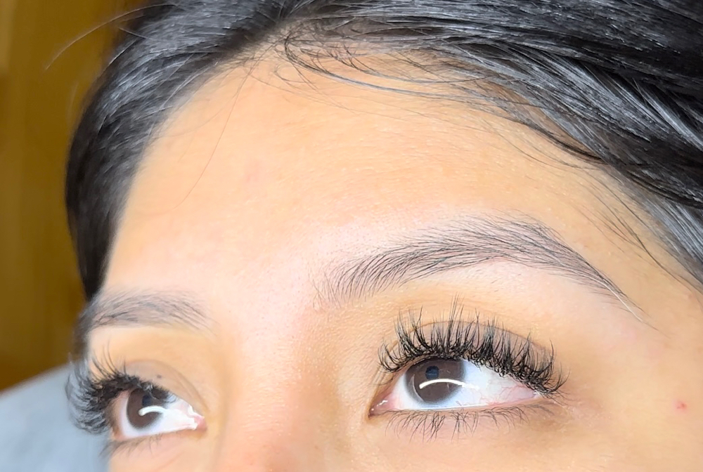 Lash Extensions: 3 Week Refill