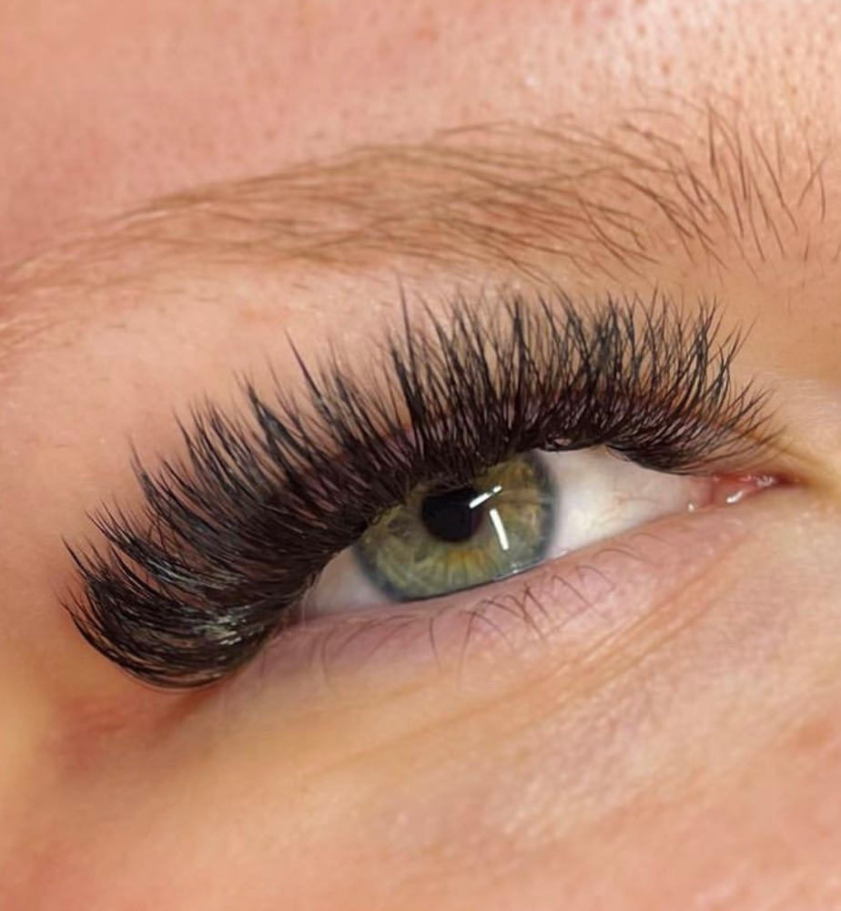 Volume Lash Extensions