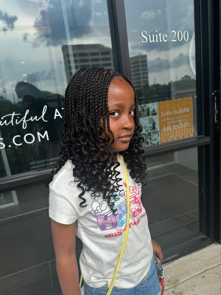 Kids Boxe Braids at Fifi in Houston, TX
