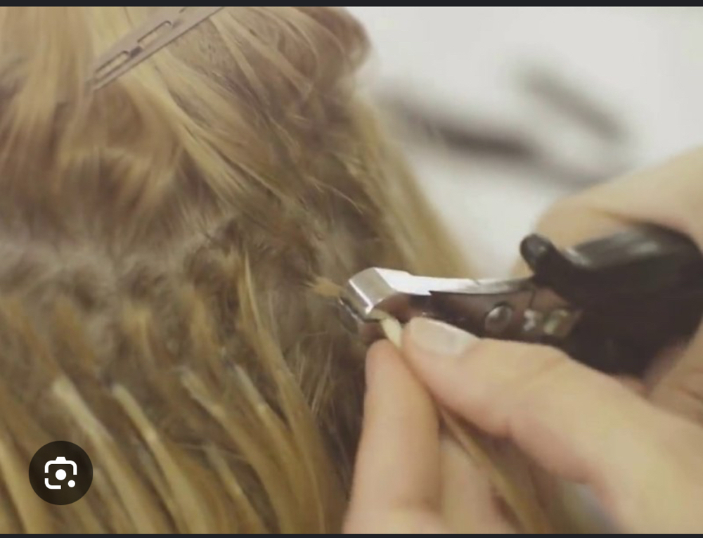 KERATIN EXTENSION REMOVAL