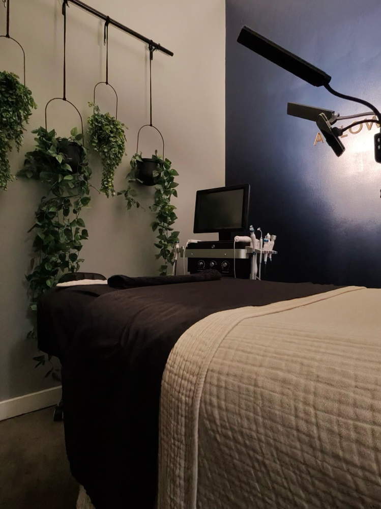 Undecided Facial at Aglow by LA Esthetics Ashley Rutter in Glenpool, OK