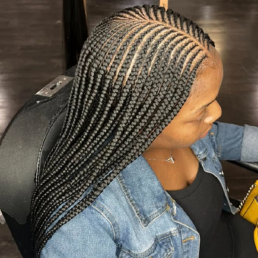 Layer Braids at Cozy Braids in SOUTHAVEN, MS