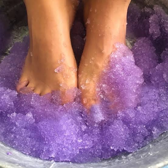 Pedicure Jelly at Lavvish Nails in Oak Park, IL