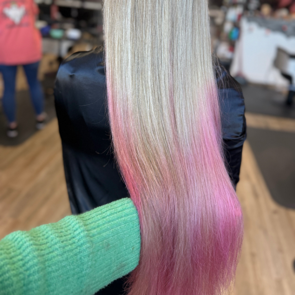 Extra Length Haircut at To Dye For Salon & Spa in Quakertown, PA