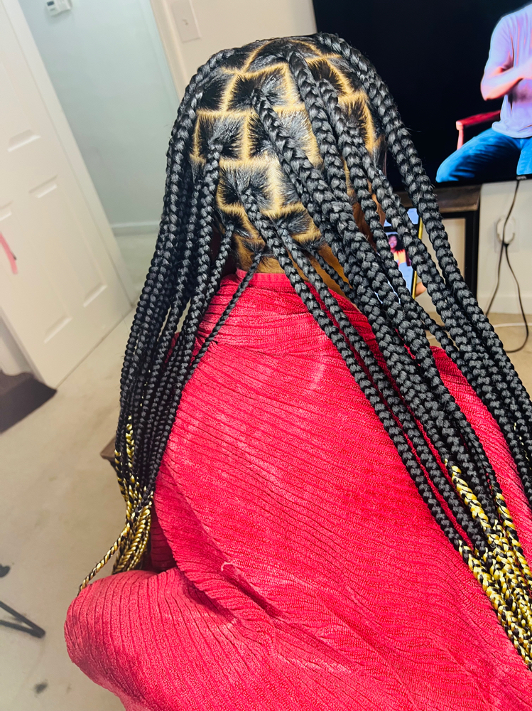 Jumbo Knotless Box Braids
