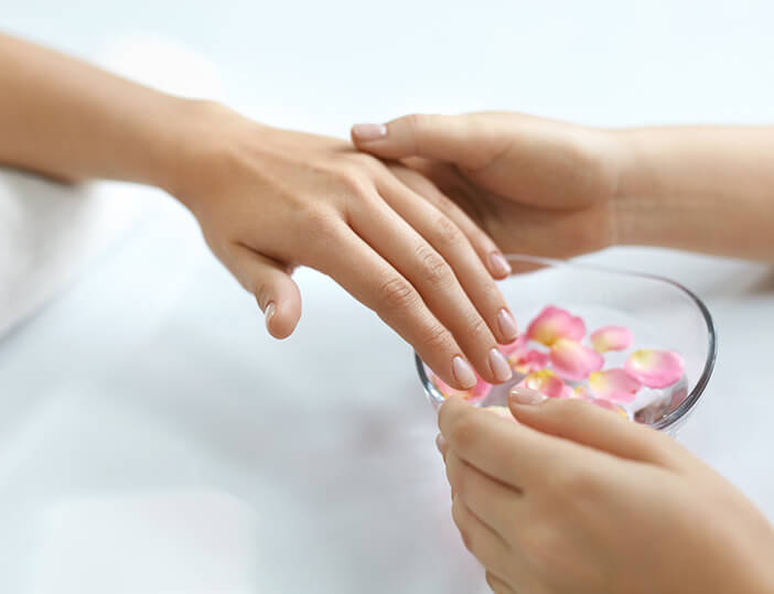 Deluxe Gel Manicure