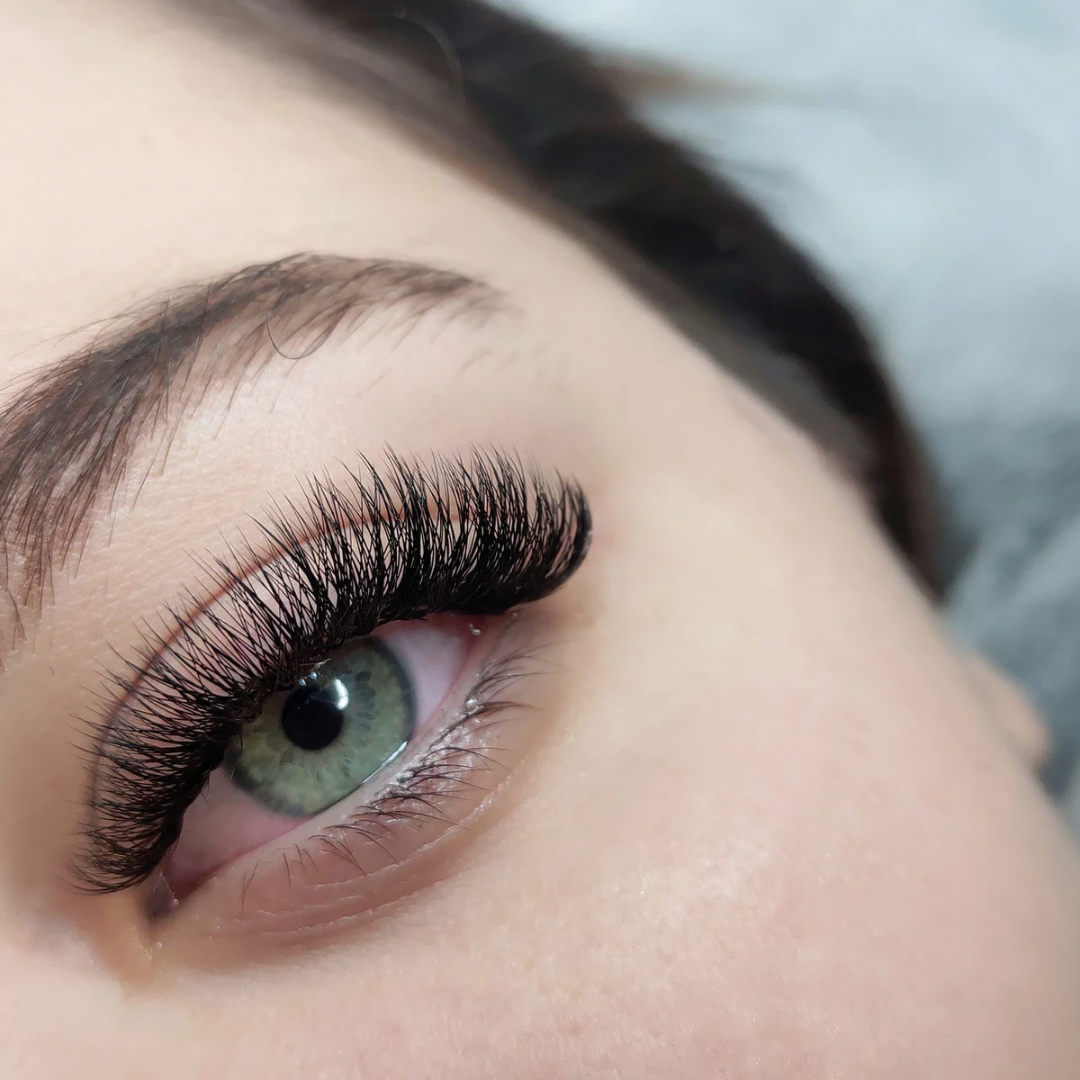 Hybrid Lashes